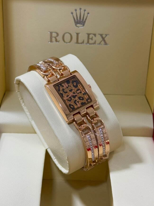 Montre analogique carrée en ton argenté – Image 2